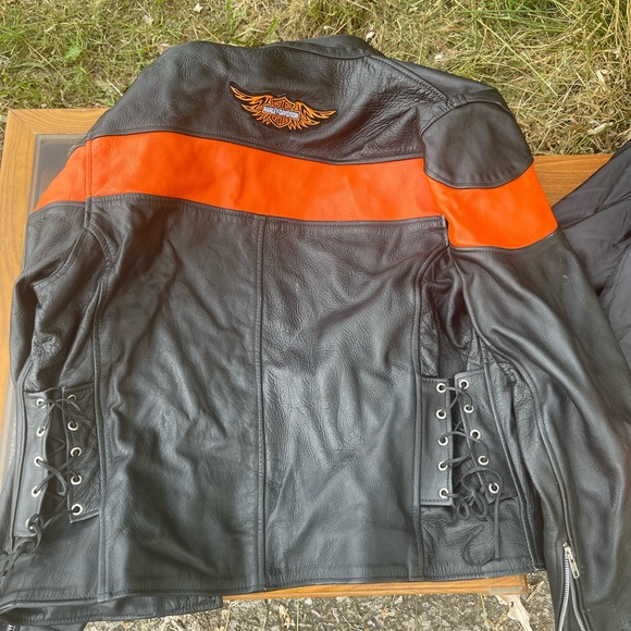 Leather Harley Davison biker jacket. Full price $400. - Picture 2 of 8